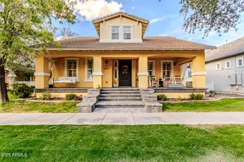 3066 Agritopia Loop, Gilbert, AZ 85296