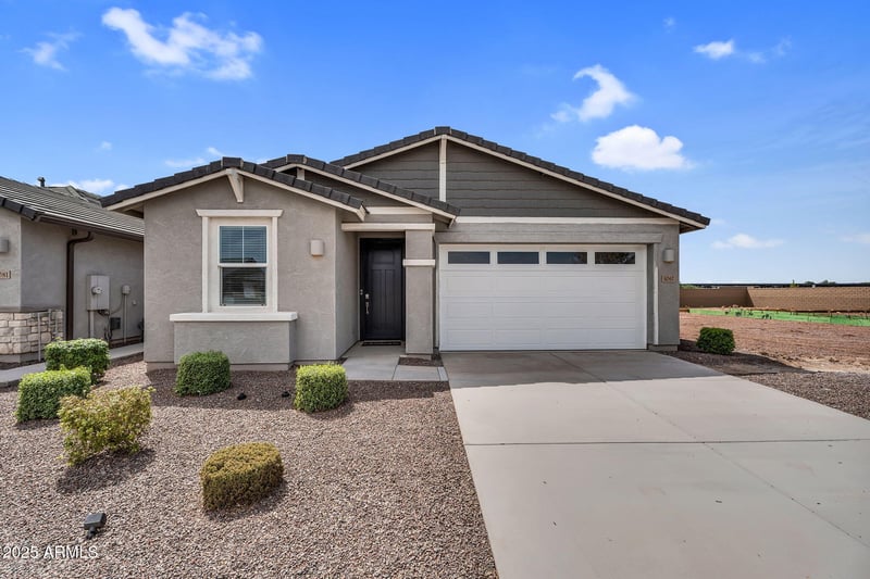 3067 Barrel Race Rd, San Tan Valley, AZ 85140