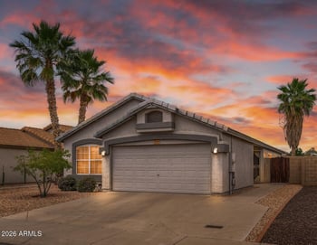 3068 Salter Dr, Phoenix, AZ 85027