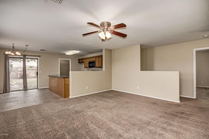 30681 N Desert Star Dr, San Tan Valley, AZ 85143