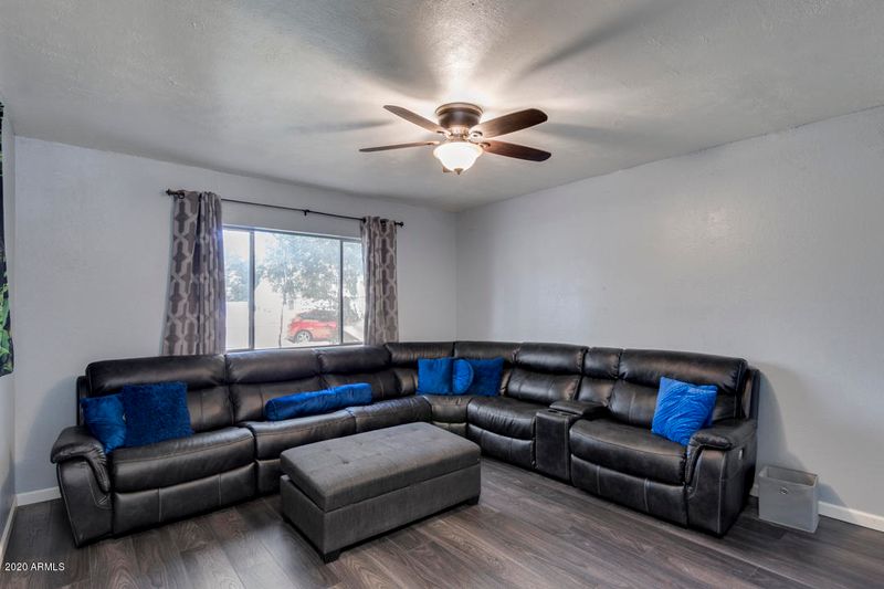 307 S Neely St, Gilbert, AZ 85233
