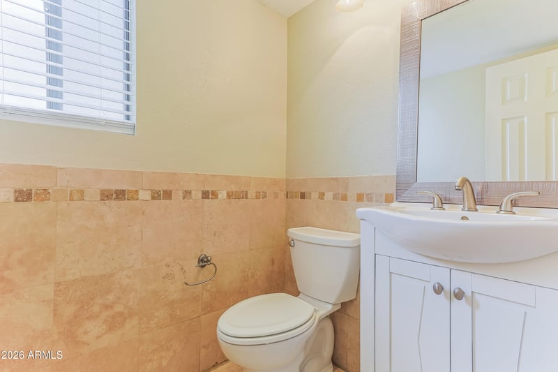 307 S Ocean Dr, Gilbert, AZ 85233