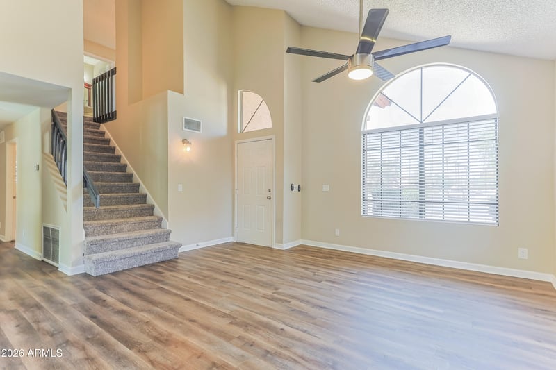 307 S Ocean Dr, Gilbert, AZ 85233