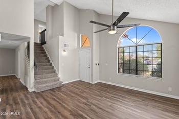 307 S Ocean Dr, Gilbert, AZ 85233