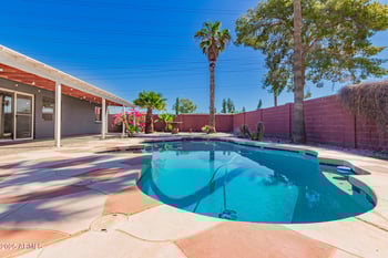 307 Santa Cruz Dr, Tempe, AZ 85282