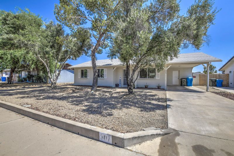 307 W Utopia Rd, Phoenix, AZ 85027