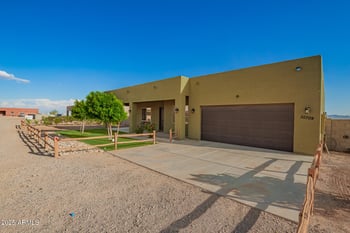 30709 251st Ave, Wittmann, AZ 85361
