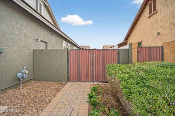 3075 Appaloosa Rd, Gilbert, AZ 85296