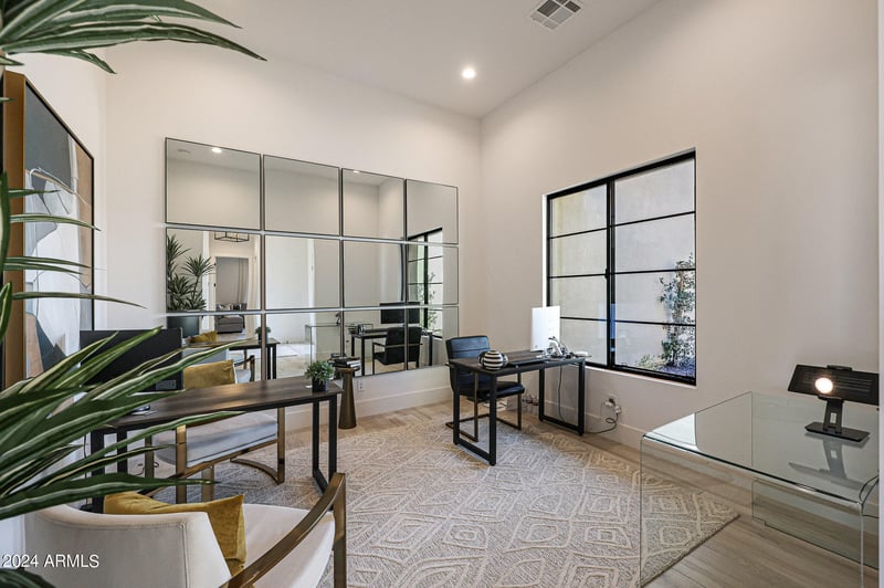 30750 N 70th St, Scottsdale, AZ 85266