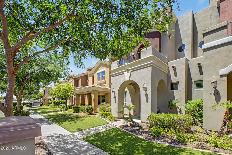308 W Herro Ln, Phoenix, AZ 85013