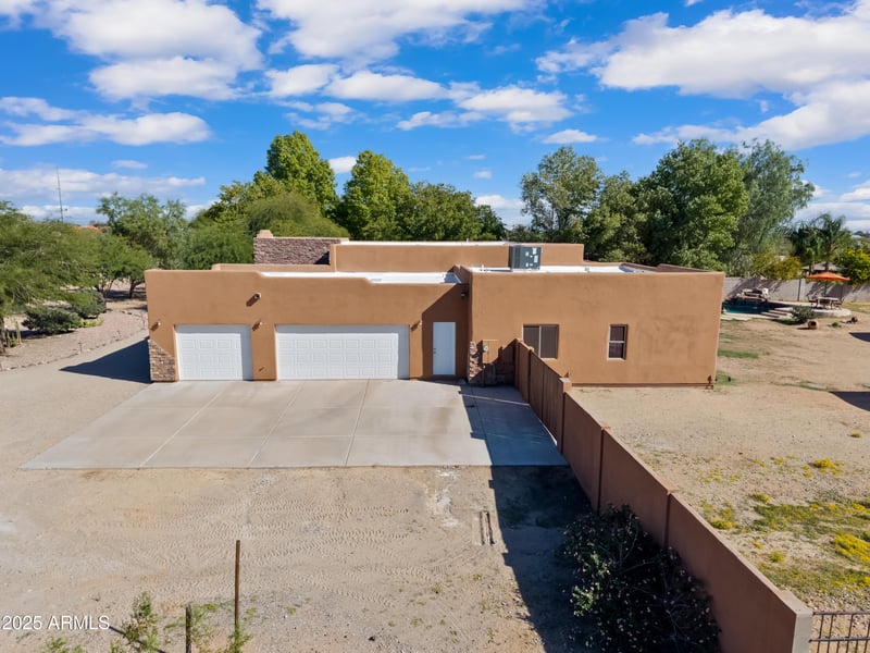 30826 Crozier Rd, Wittmann, AZ 85361