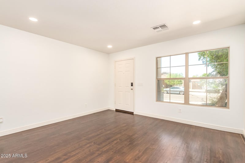 3085 Hayden Peak Dr, San Tan Valley, AZ 85144