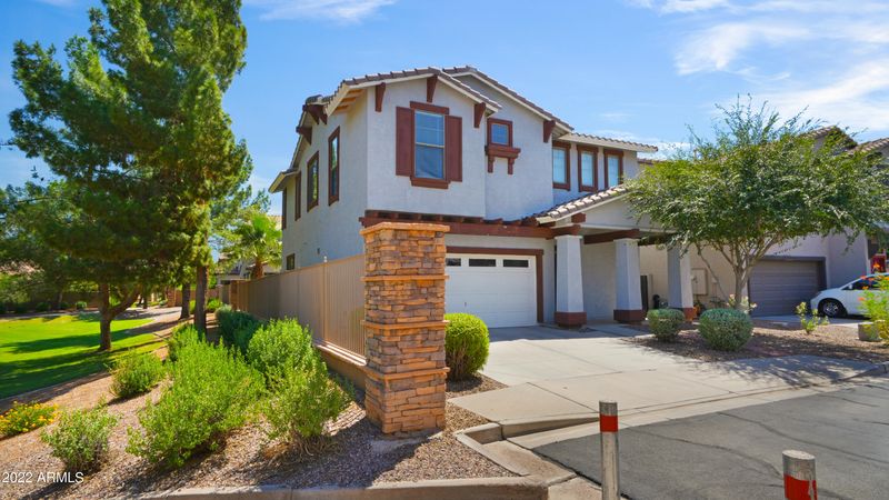 3085 S Lois Ln, Gilbert, AZ 85295