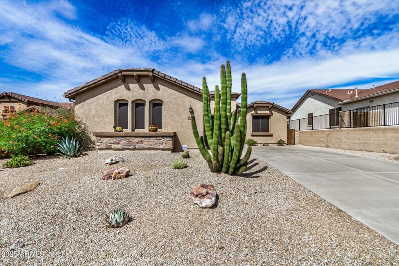 30862 Glory Grv, San Tan Valley, AZ 85143