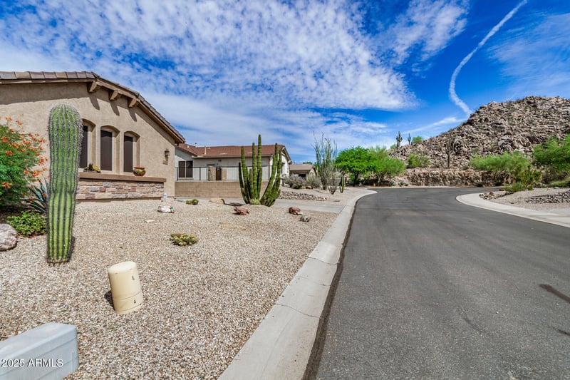 30862 Glory Grv, San Tan Valley, AZ 85143