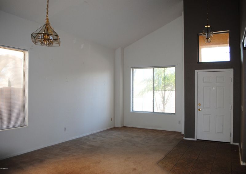 30896 N Zircon Dr, San Tan Valley, AZ 85143