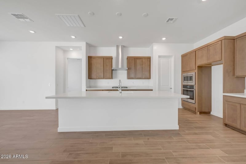 309 E La Estela Ln, San Tan Valley, AZ 85140