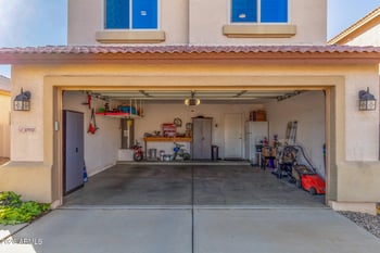 30910 Zircon Dr, San Tan Valley, AZ 85143