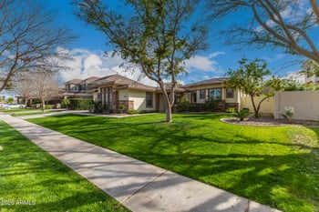 3093 Comstock Dr, Gilbert, AZ 85296