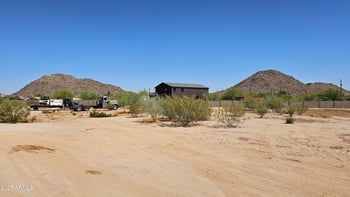 30940 Varnum Rd, San Tan Valley, AZ 85143