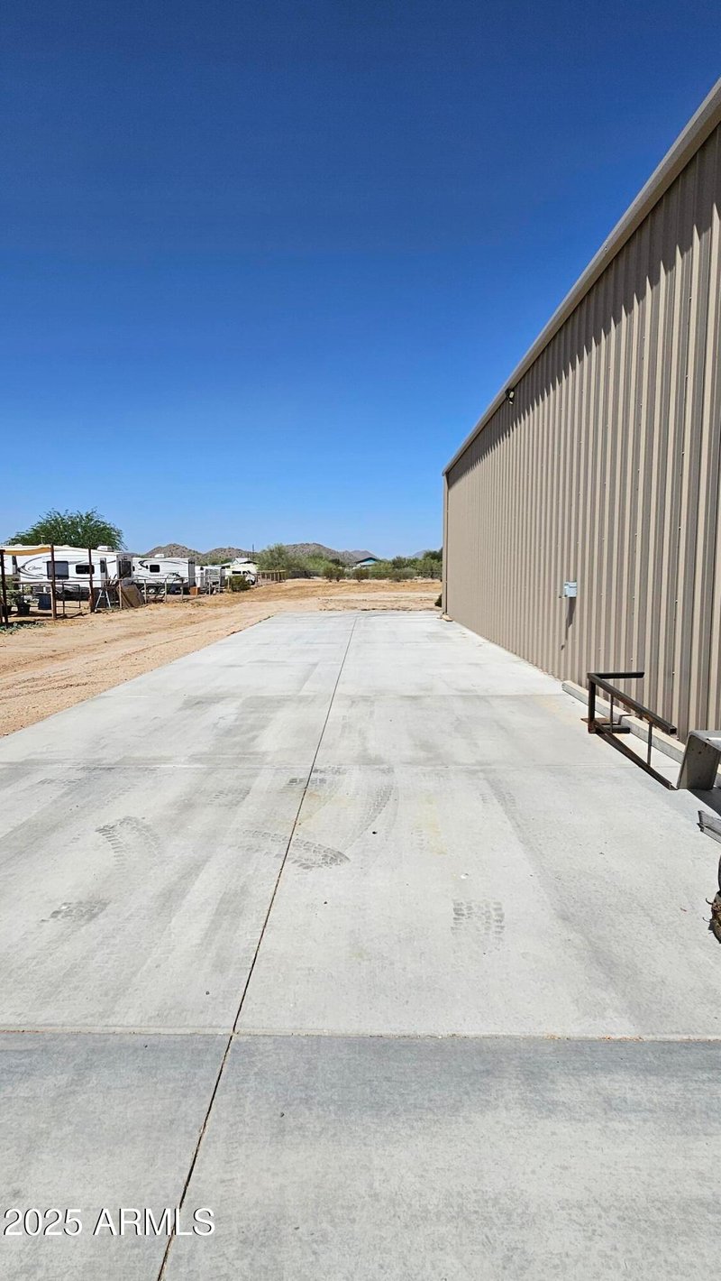 30940 Varnum Rd, San Tan Valley, AZ 85143