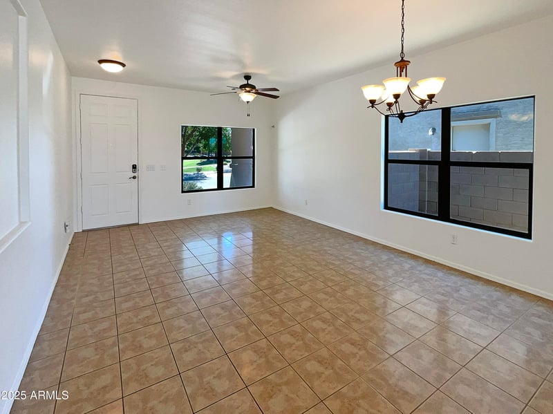 30941 Karen Ave, San Tan Valley, AZ 85143