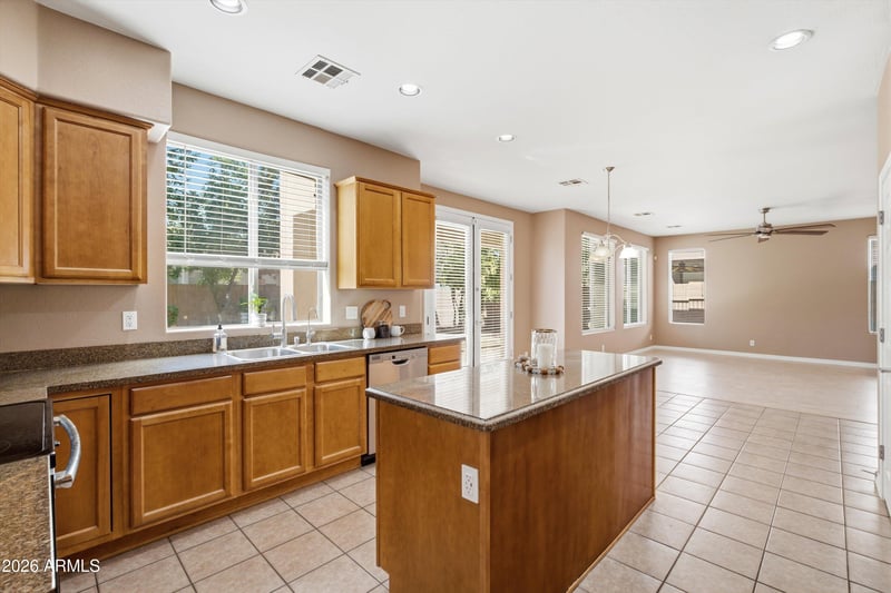 3097 E Raven Ct, Chandler, AZ 85286