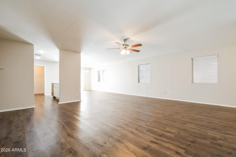 30986 Silver Bullet Trl, San Tan Valley, AZ 85143