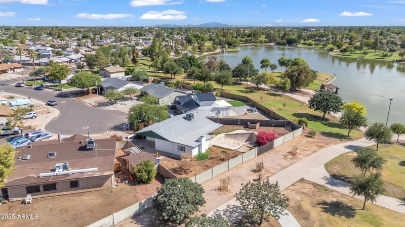 31 Duke Dr, Tempe, AZ 85283