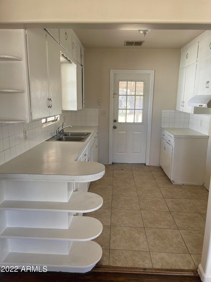 31 S Matlock St, Mesa, AZ 85204