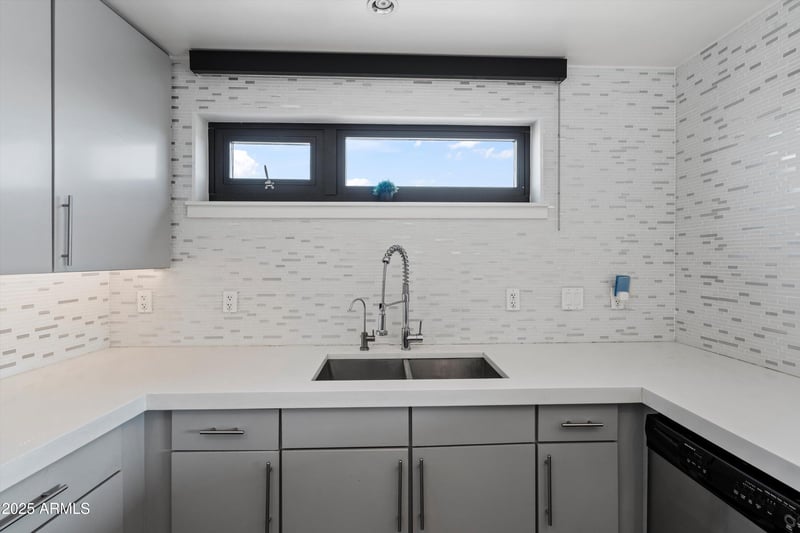 310 4th St #601, Phoenix, AZ 85004