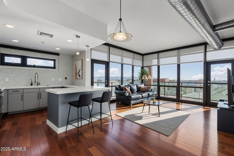 310 4th St #601, Phoenix, AZ 85004