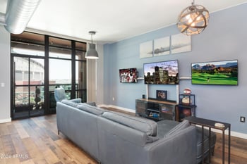 310 4th St #707, Phoenix, AZ 85004