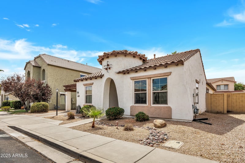 310 77th Pl, Mesa, AZ 85207