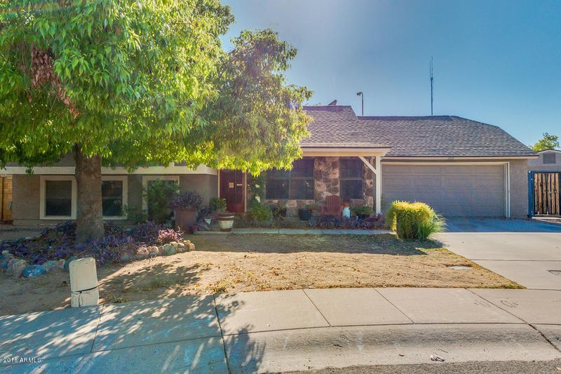 310 E Renee Dr, Phoenix, AZ 85024