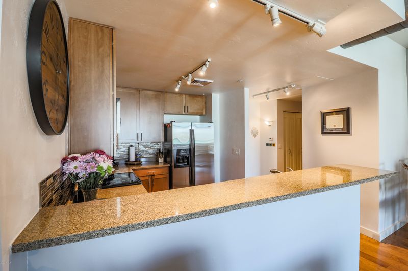 310 S 4th St #1203, Phoenix, AZ 85004