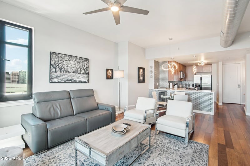 310 S 4th St #1504, Phoenix, AZ 85004