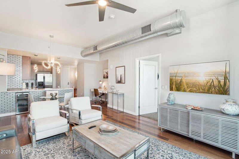 310 S 4th St #1504, Phoenix, AZ 85004