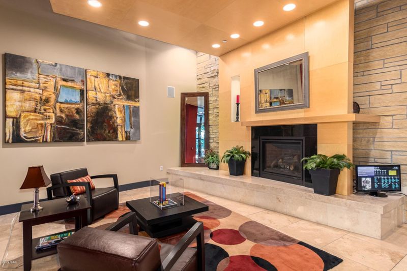 310 S 4th St #1610, Phoenix, AZ 85004