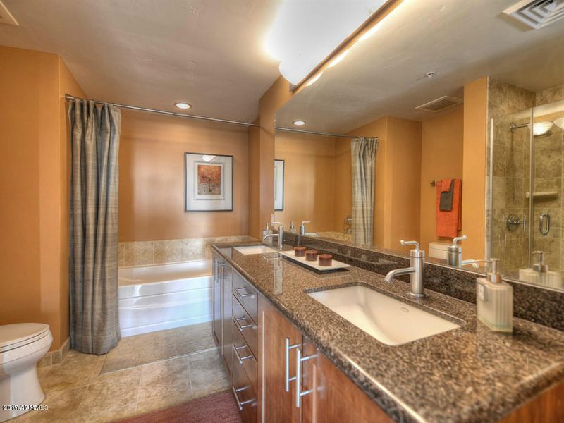 310 S 4th St #504, Phoenix, AZ 85004