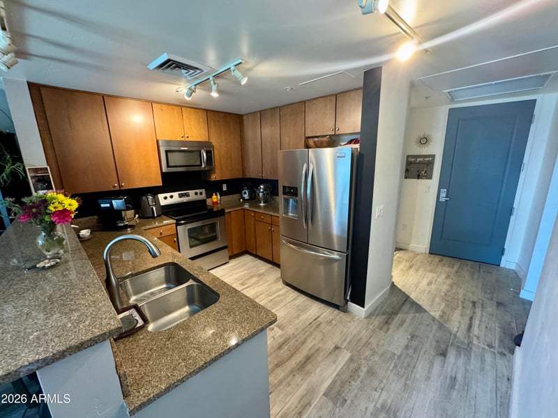 310 S 4th St #607, Phoenix, AZ 85004