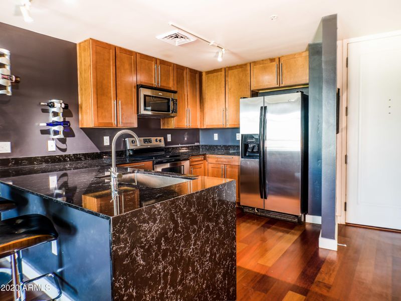 310 S 4th St #803, Phoenix, AZ 85004