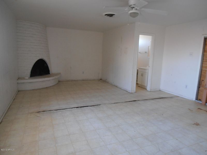 310 W Caldwell St, Phoenix, AZ 85041