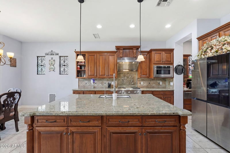 310 W New Dawn Dr, Chandler, AZ 85248