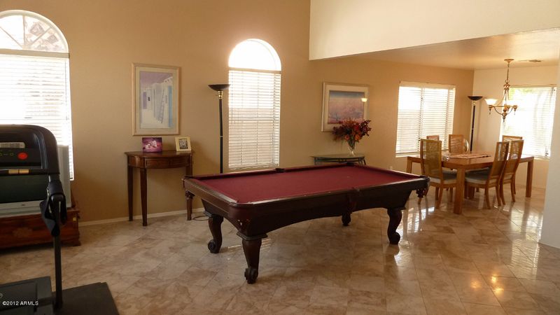 3101 E Redwood Ln, Phoenix, AZ 85048