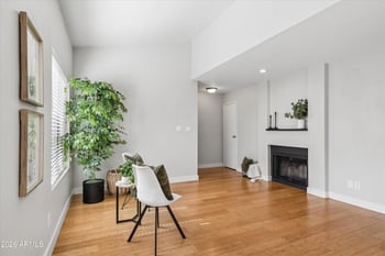 3102 E Clarendon Ave #206, Phoenix, AZ 85016
