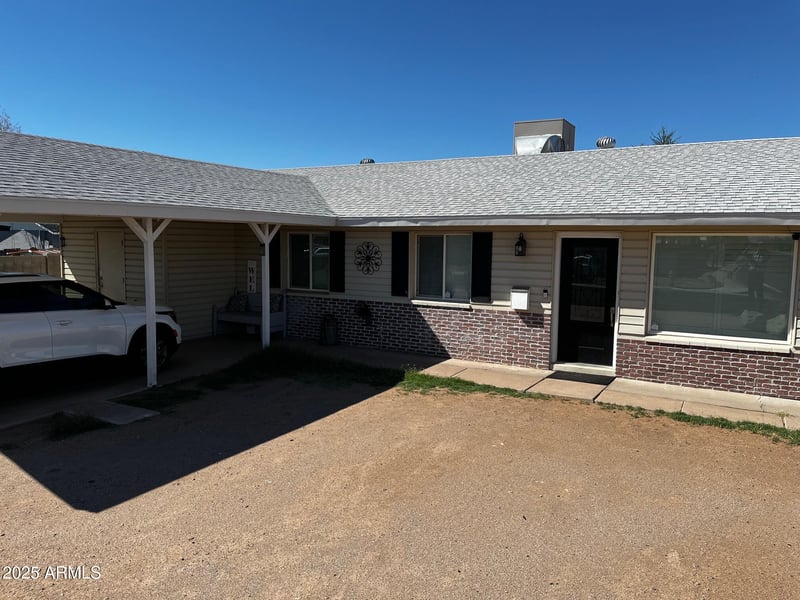3102 Mandalay Ln, Phoenix, AZ 85053