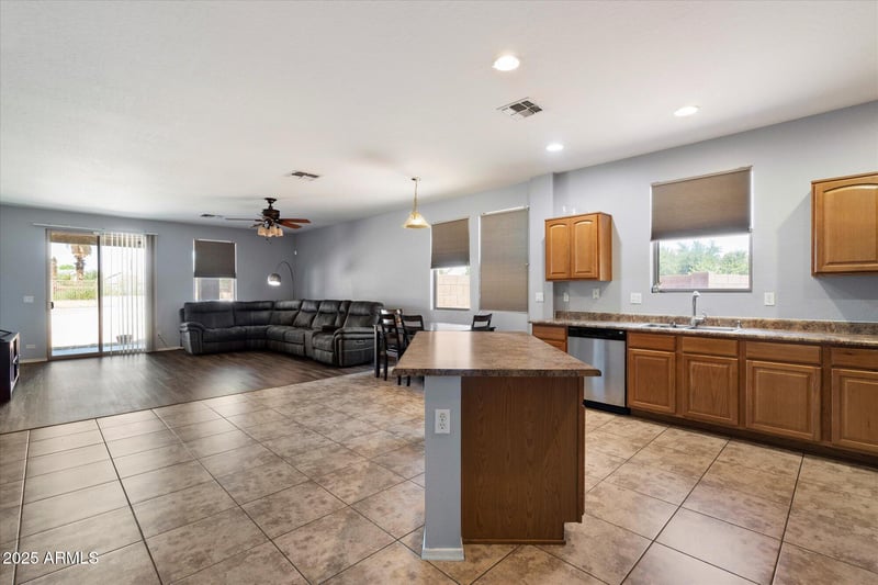 3102 T Ryan Ln, Phoenix, AZ 85041