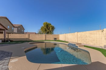 31027 Karen Ave, San Tan Valley, AZ 85143
