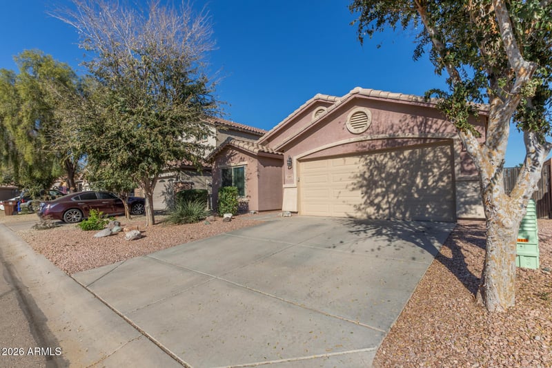 31027 Karen Ave, San Tan Valley, AZ 85143